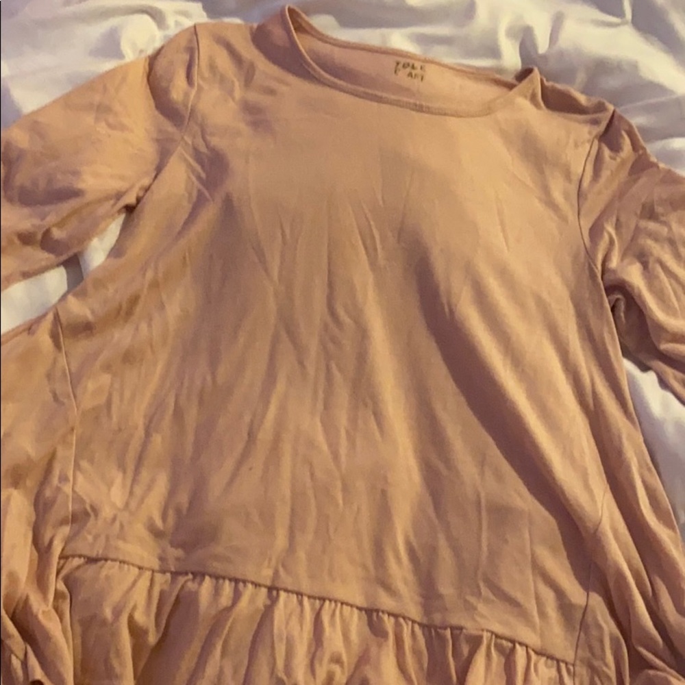 Pale pink top